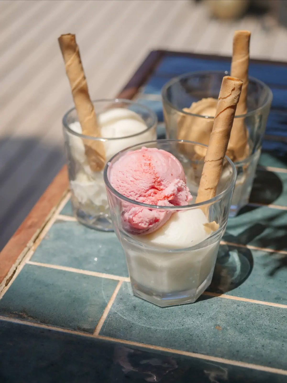Trois boules de glaces artisanales Antolin
